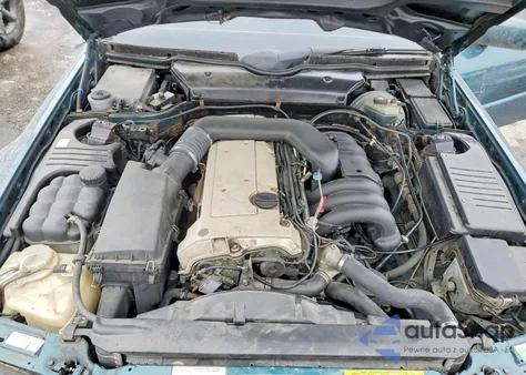 1994 Mercedes-Benz Sl 320 z USA, uszkodzony, nr VIN WDBFA63E0RF100061